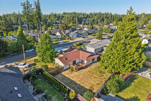Prestwick Dr-L2006-049.jpg