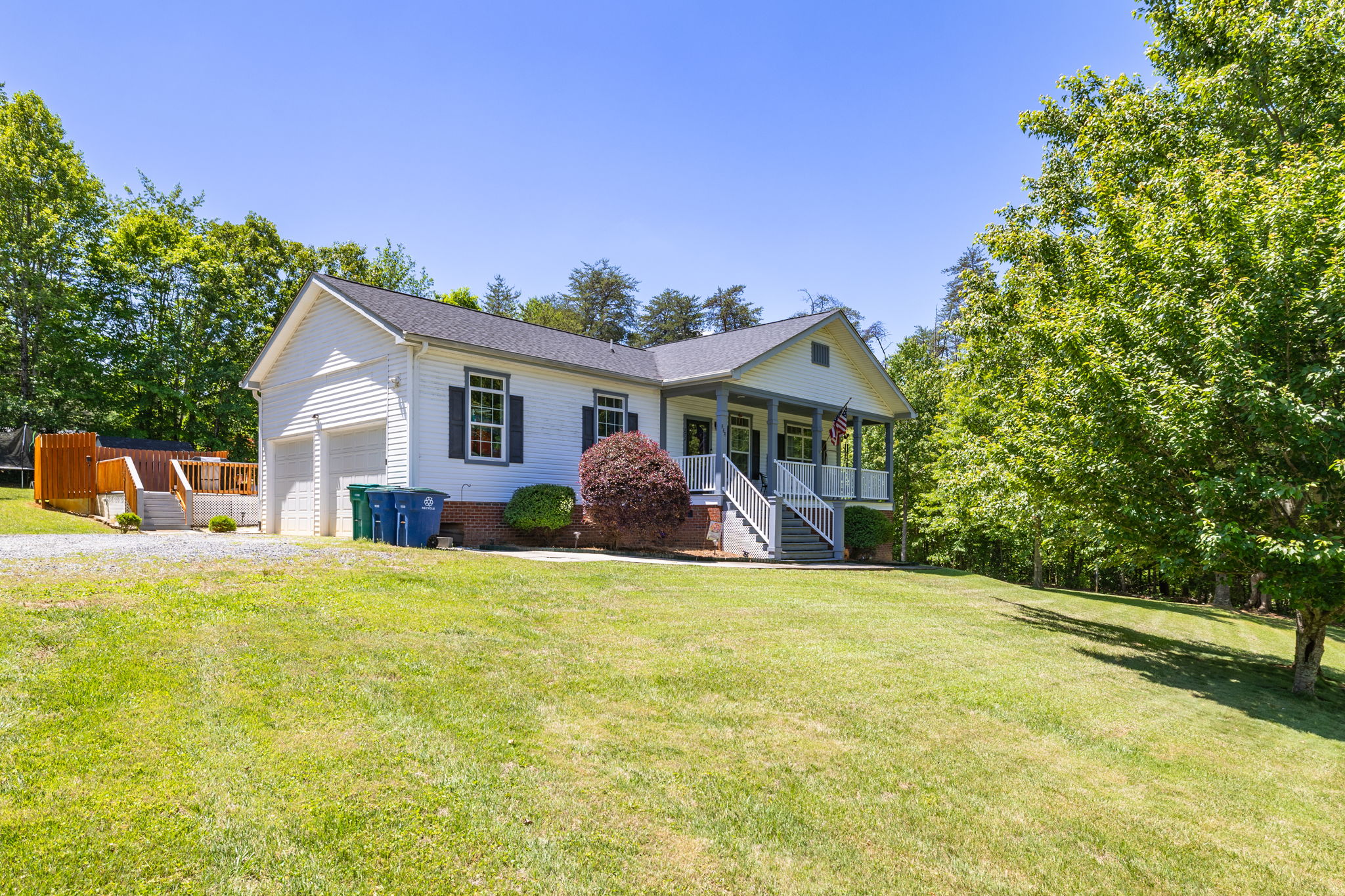 272 Victoria Cir-2