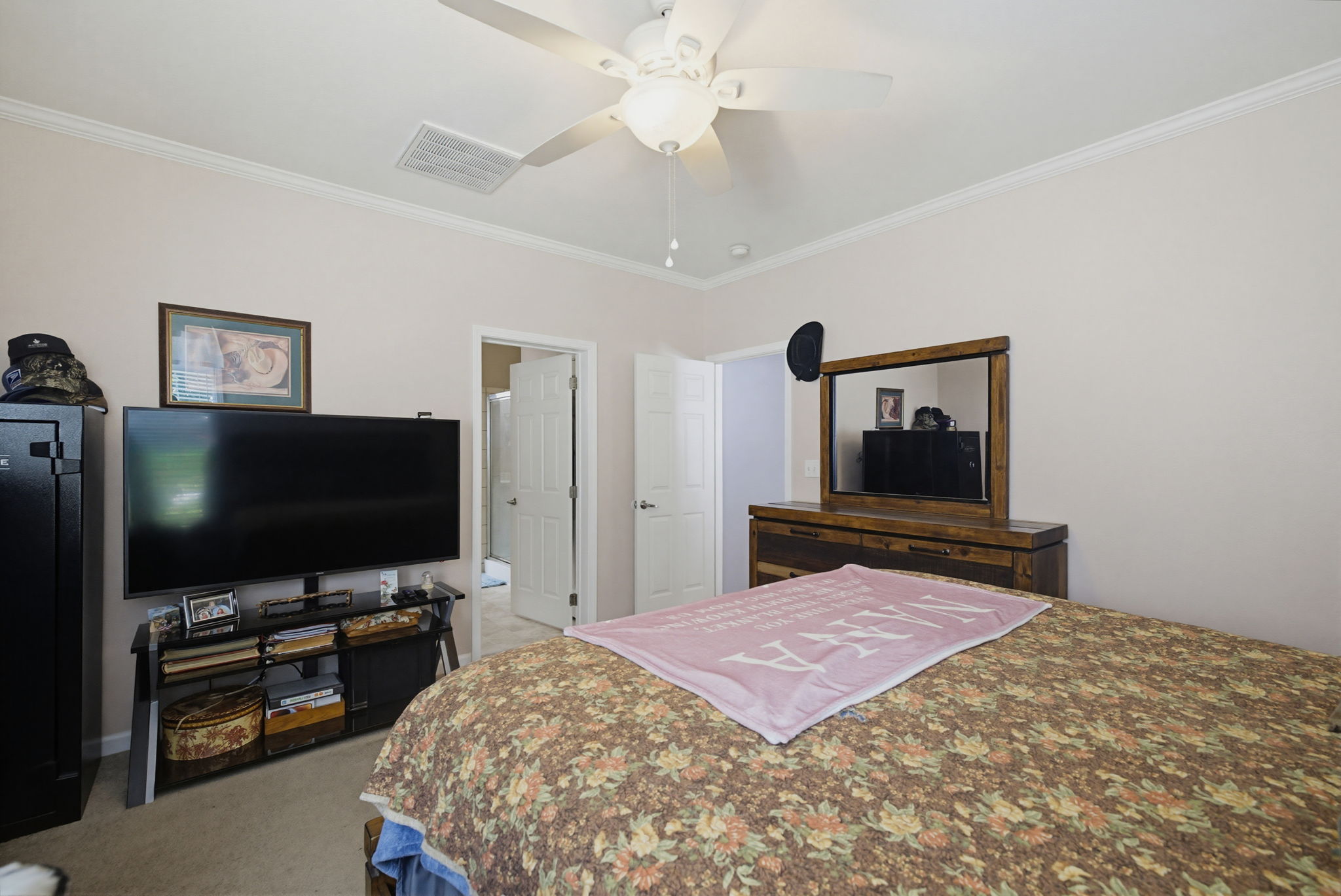 272 Victoria Cir-18