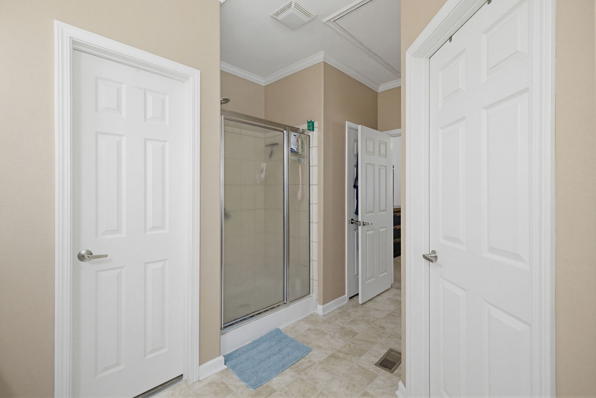 272 Victoria Cir-20