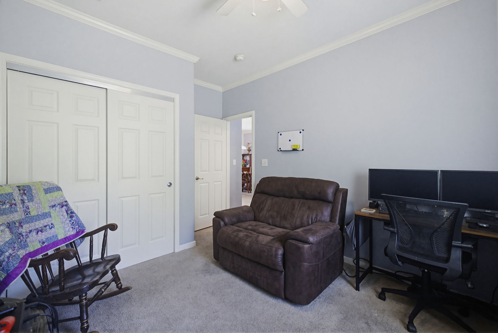 272 Victoria Cir-22