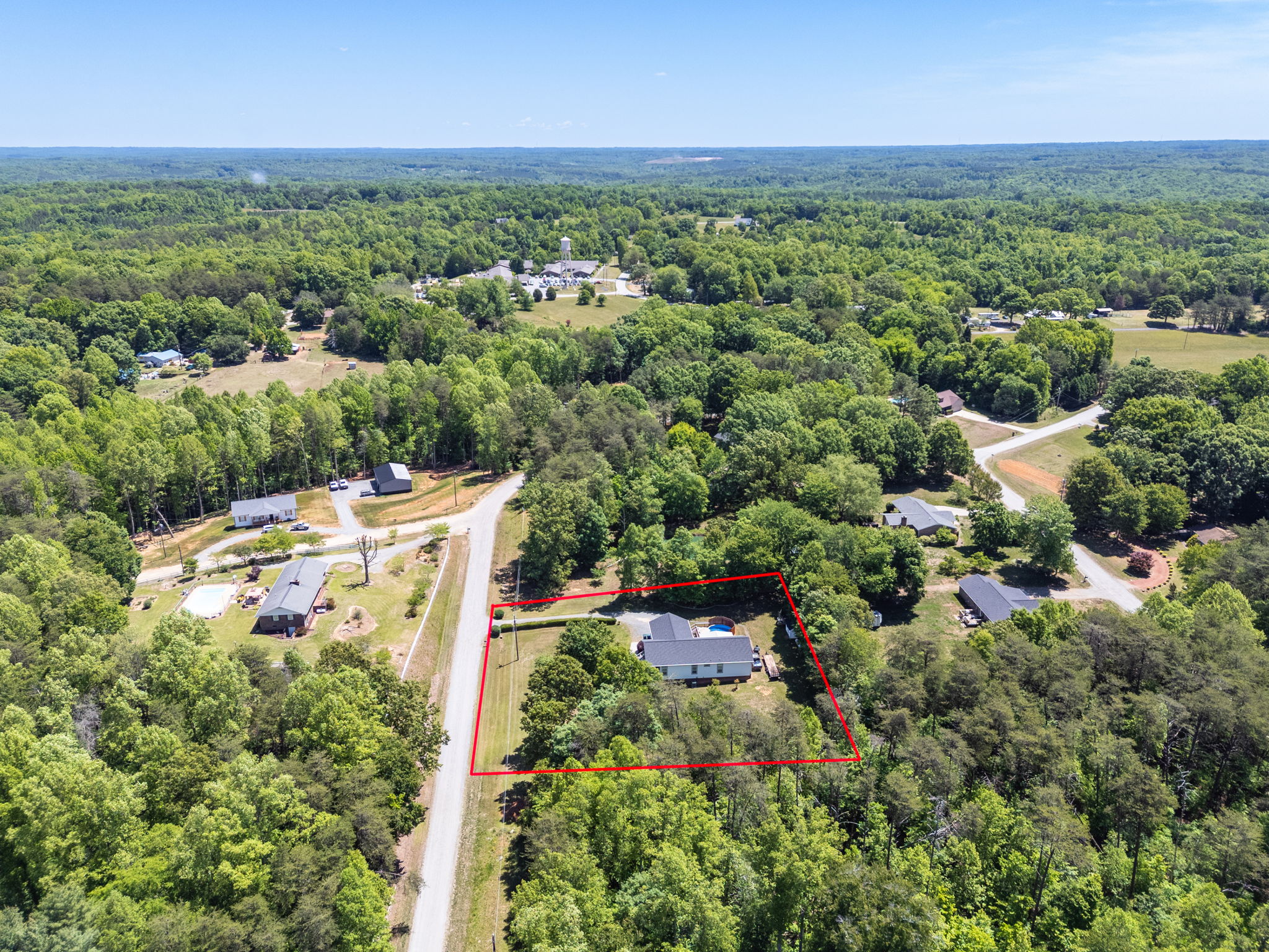 272 Victoria Cir-35