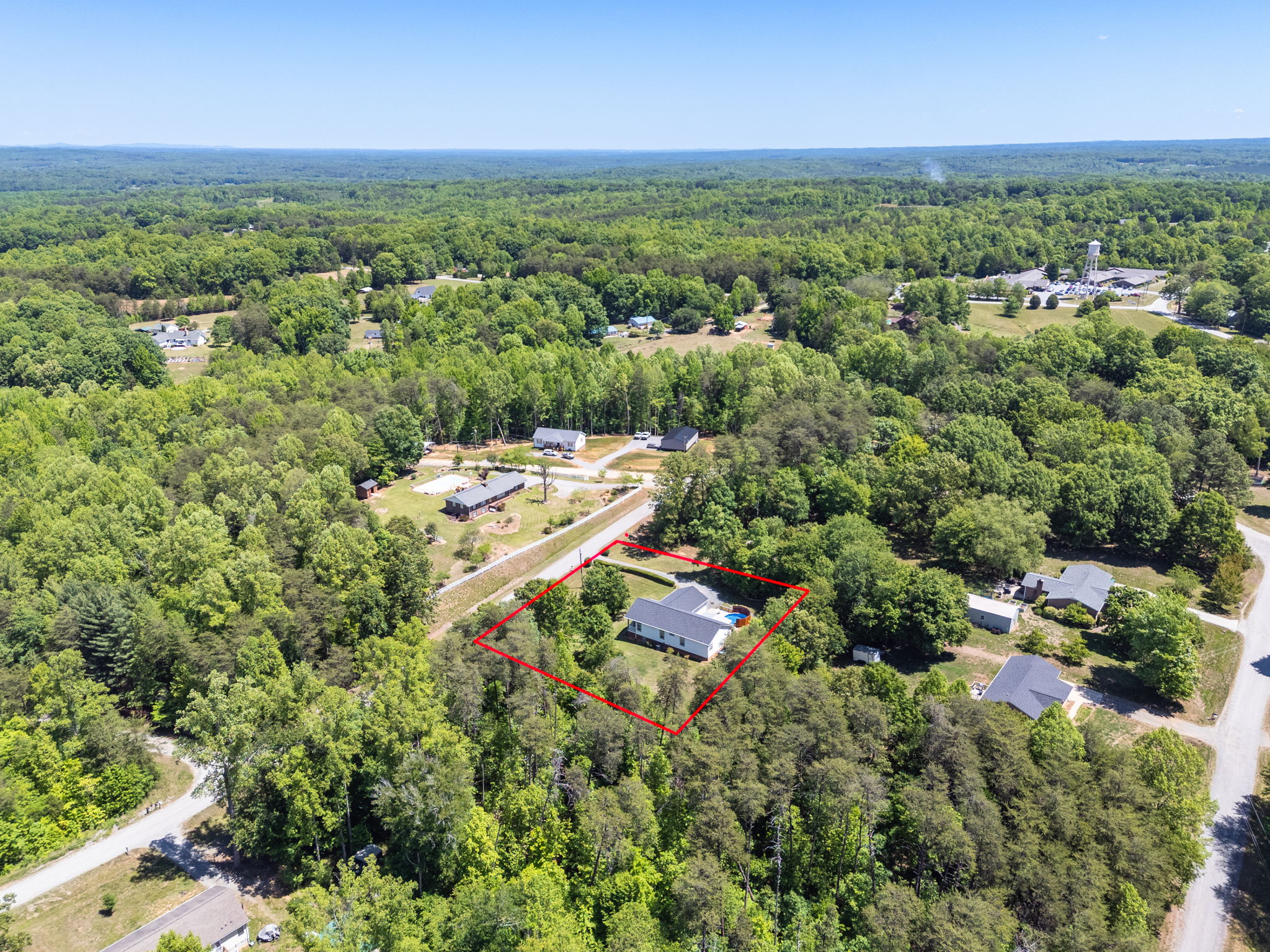 272 Victoria Cir-36