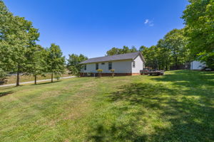 272 Victoria Cir-30