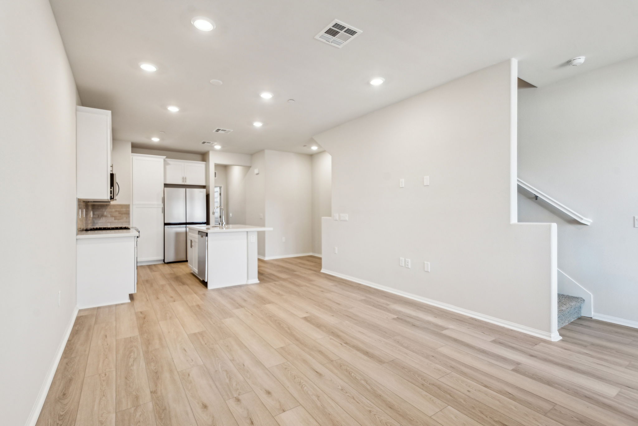 So Cal - The Knoll - 2720 Crozier Ct, Pomona, CA 91767 - 003