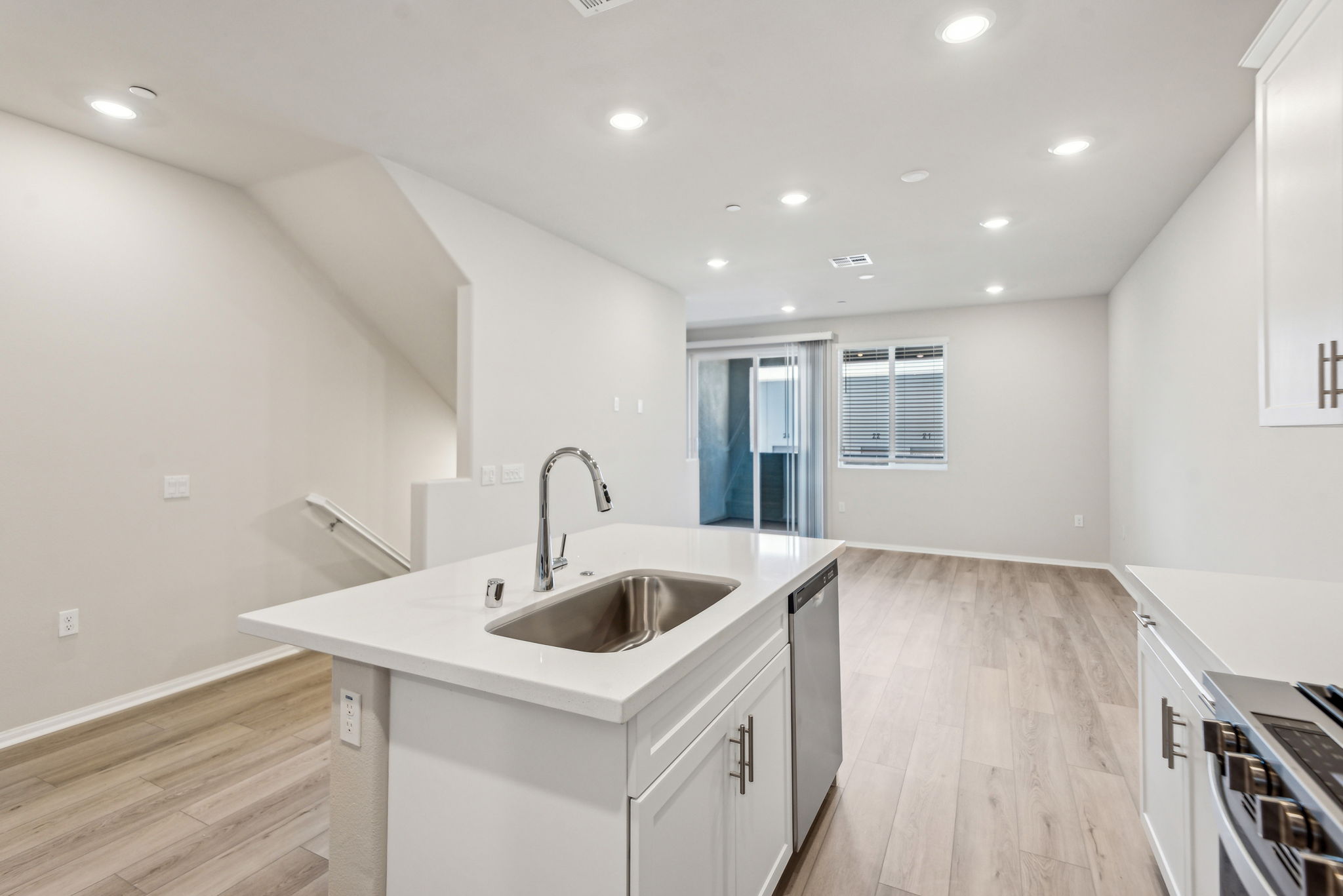 So Cal - The Knoll - 2720 Crozier Ct, Pomona, CA 91767 - 006