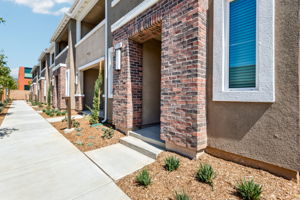 So Cal - The Knoll - 2720 Crozier Ct, Pomona, CA 91767 - 001