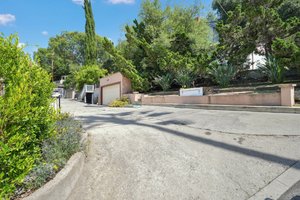 2720 El Roble Drive-45.jpg