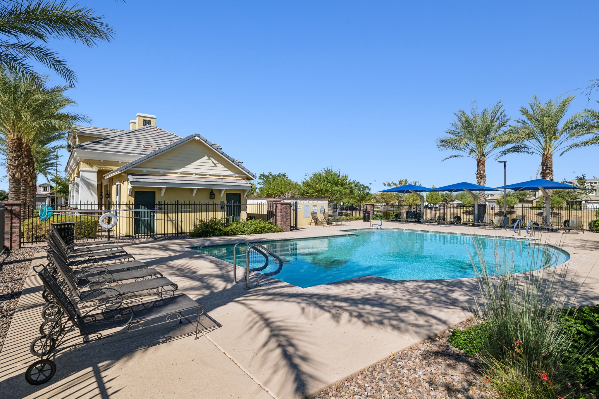 2720 S Chatsworth, Mesa, AZ 85209 - 036.jpg