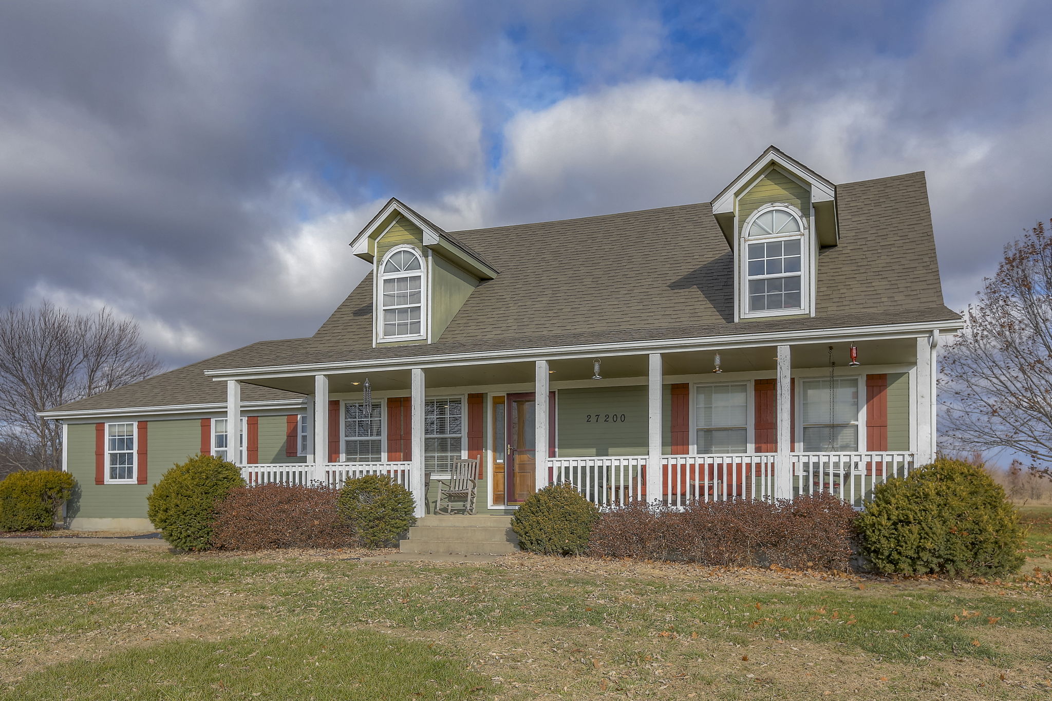 27200 E Bundschu Rd, Buckner, MO 64016 Clapp Real Estate Photography