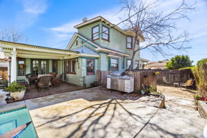 27206 Main St, Highland, CA 92346, USA Photo 31