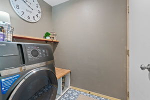  Photo 30