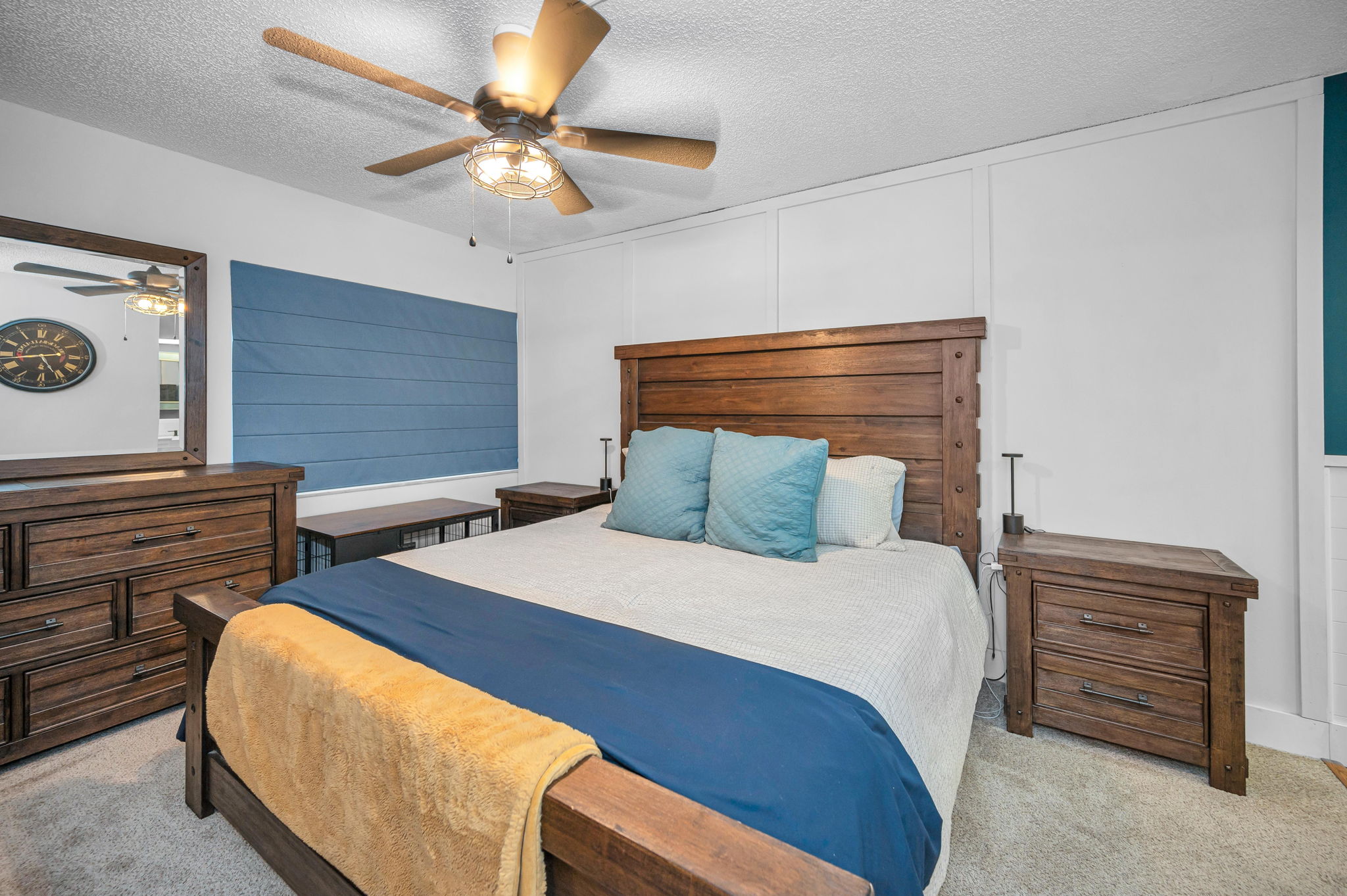 Primary Bedroom1a