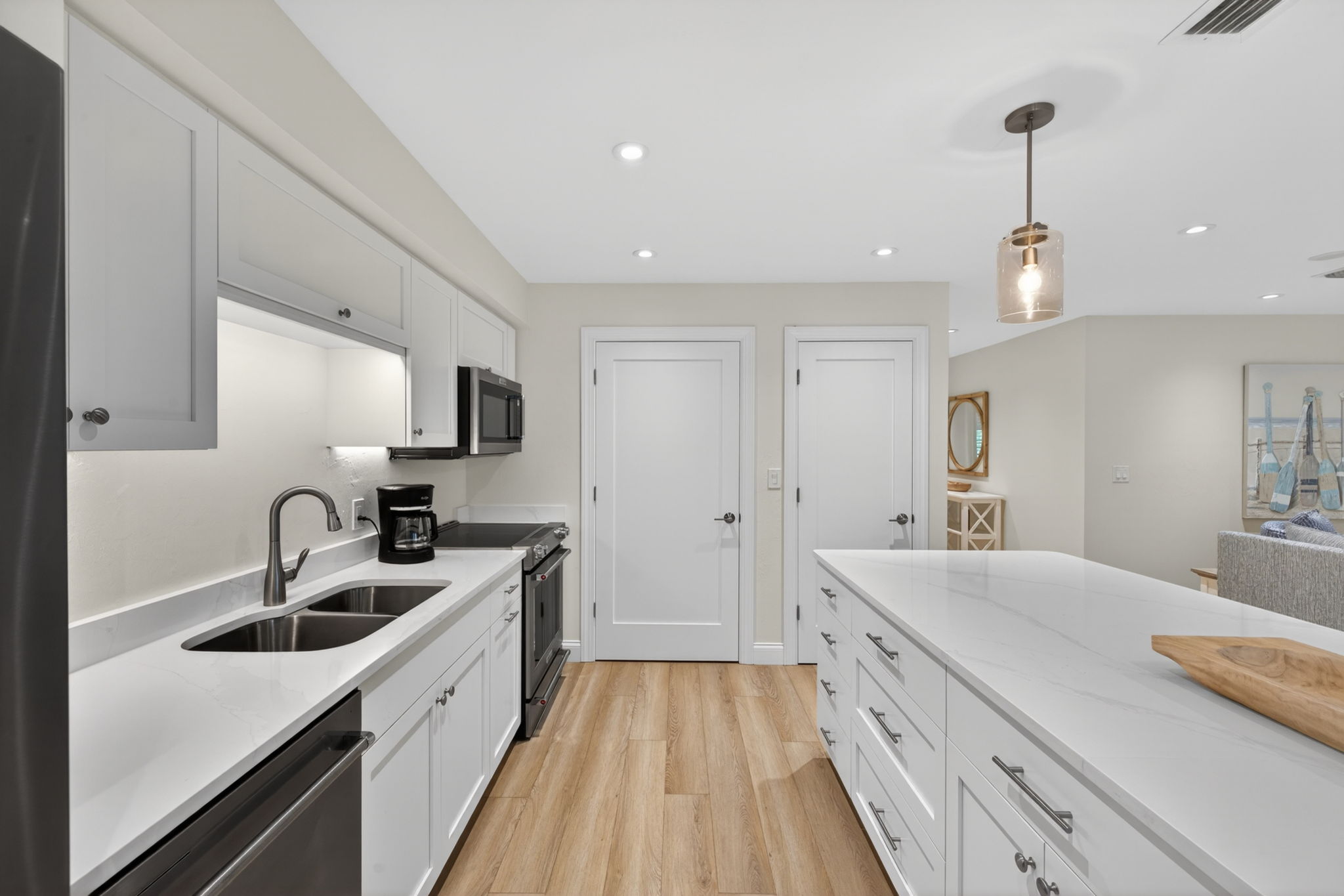 Kitchen 2 of 2