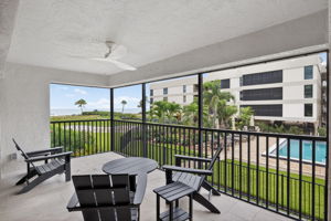 Lanai 1 of 3