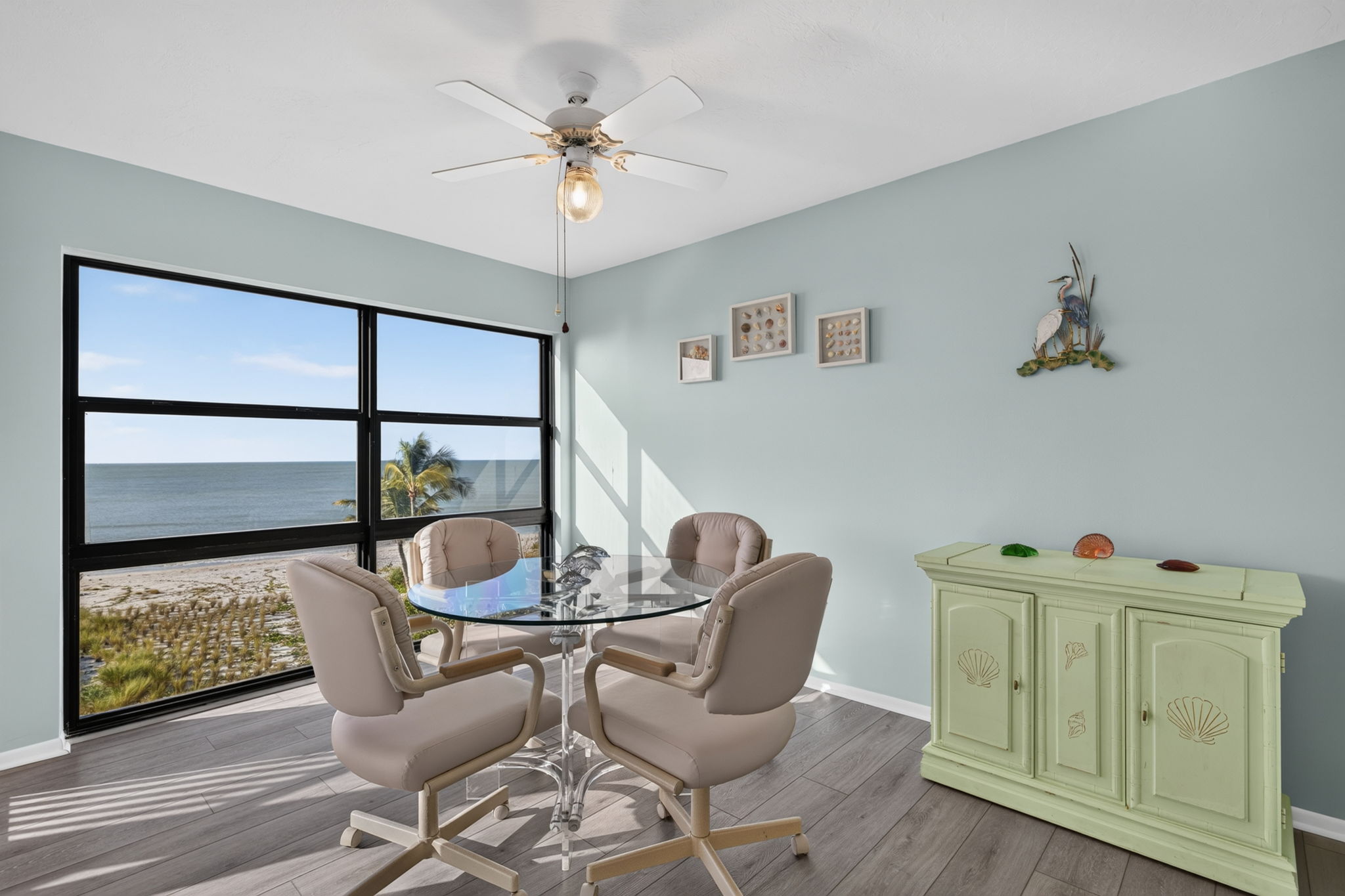 Breakfast Nook 2 of 2