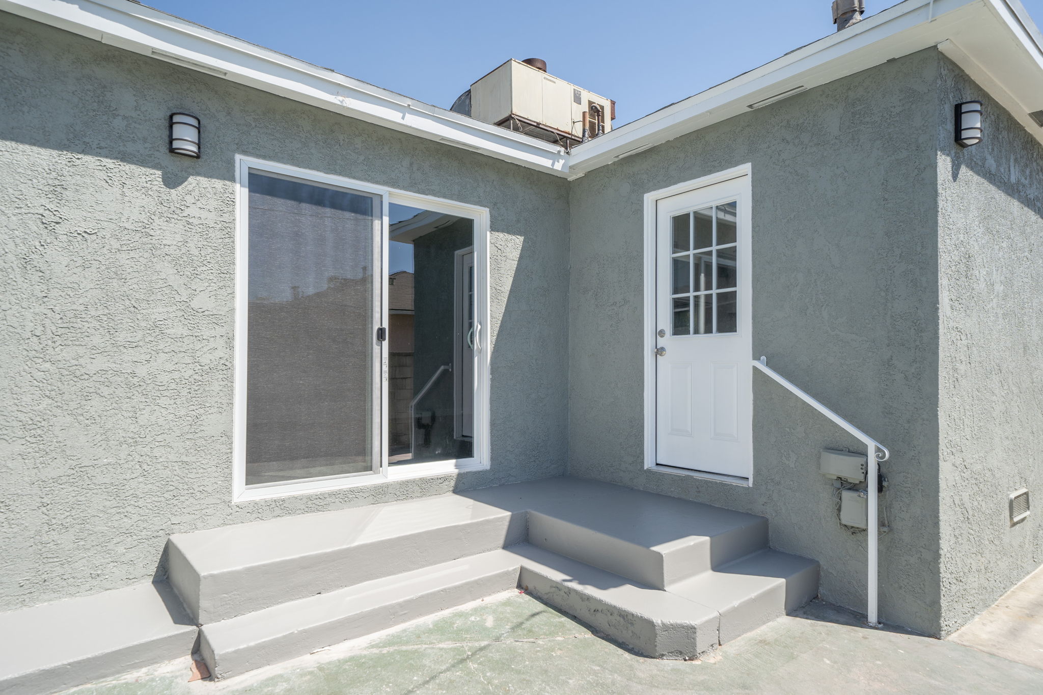 2721 W Tichenor St, Compton, CA 90220 Devonvp Photography
