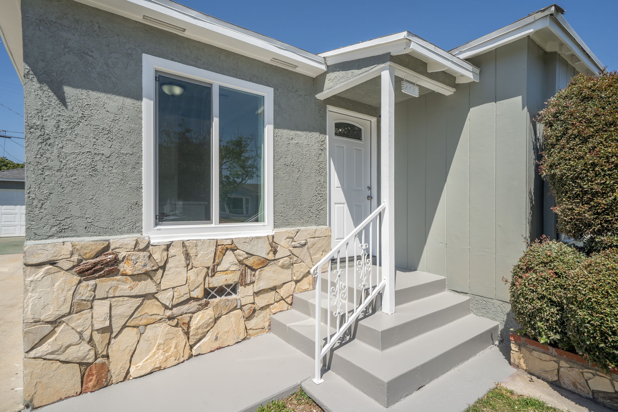 2721 W Tichenor St, Compton, CA 90220 Devonvp Photography