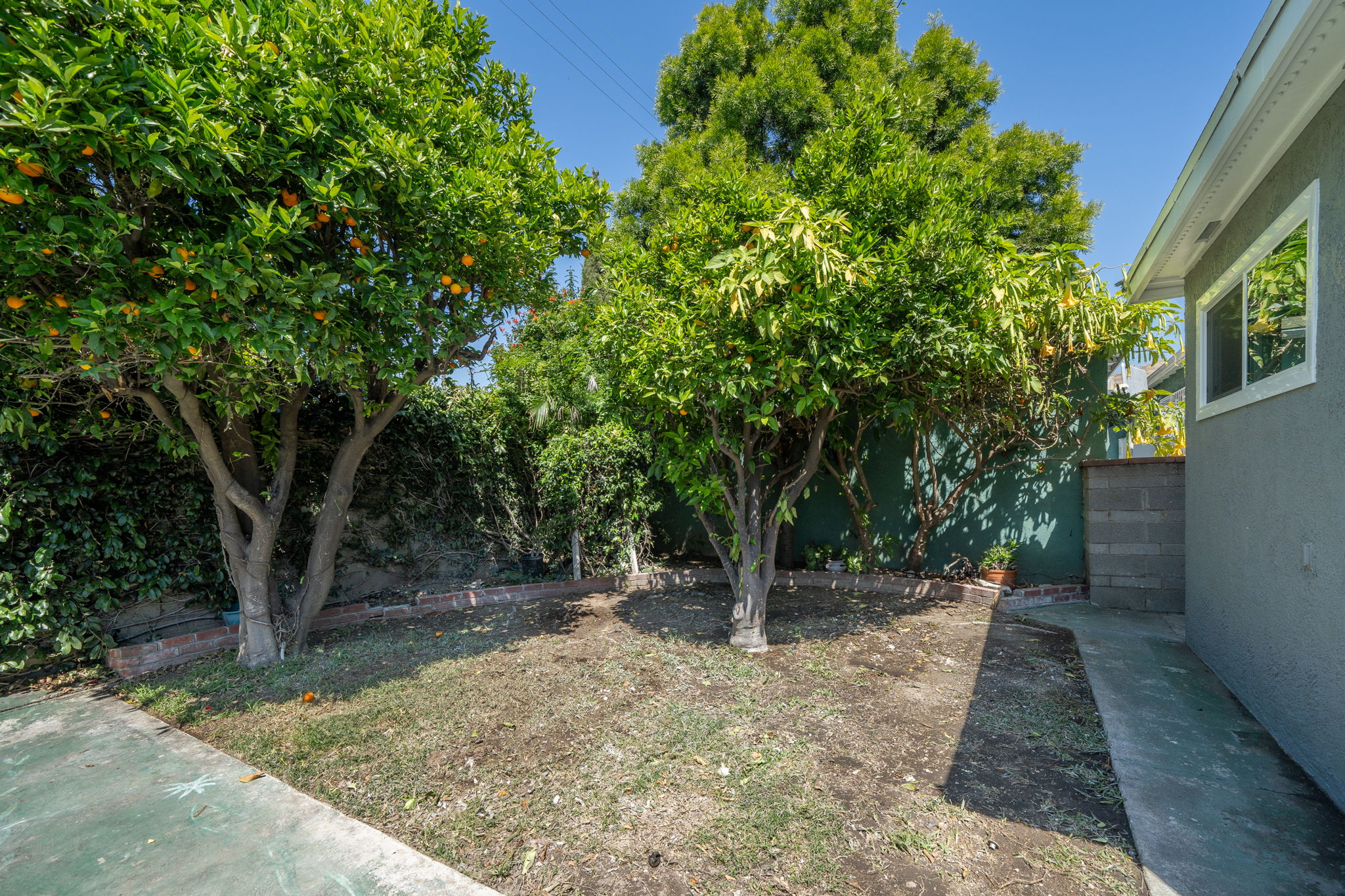 2721 W Tichenor St, Compton, CA 90220 Devonvp Photography