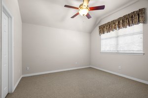  Photo 37