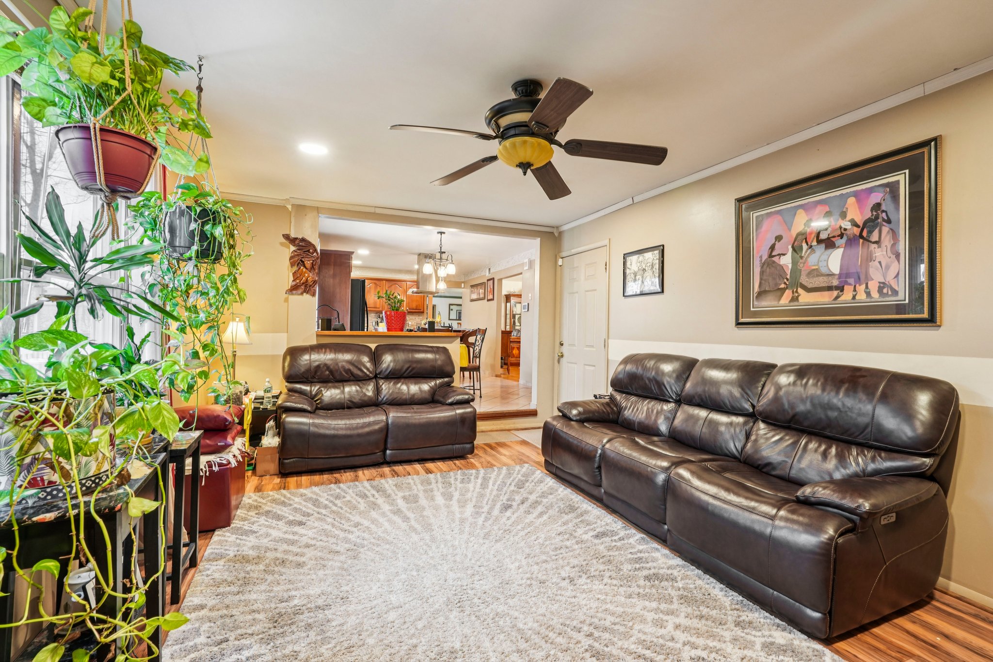 W Bangs Ave-S0603-018.jpg