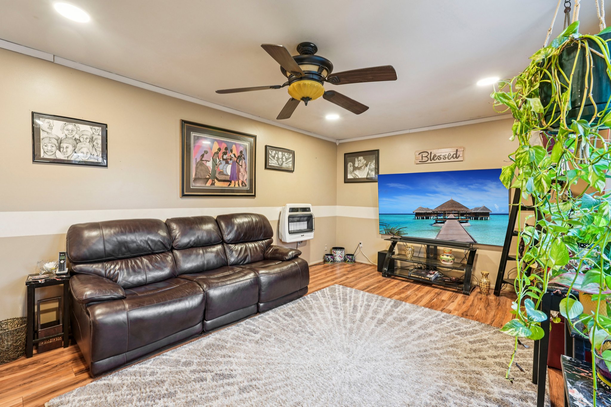 W Bangs Ave-S0603-020.jpg