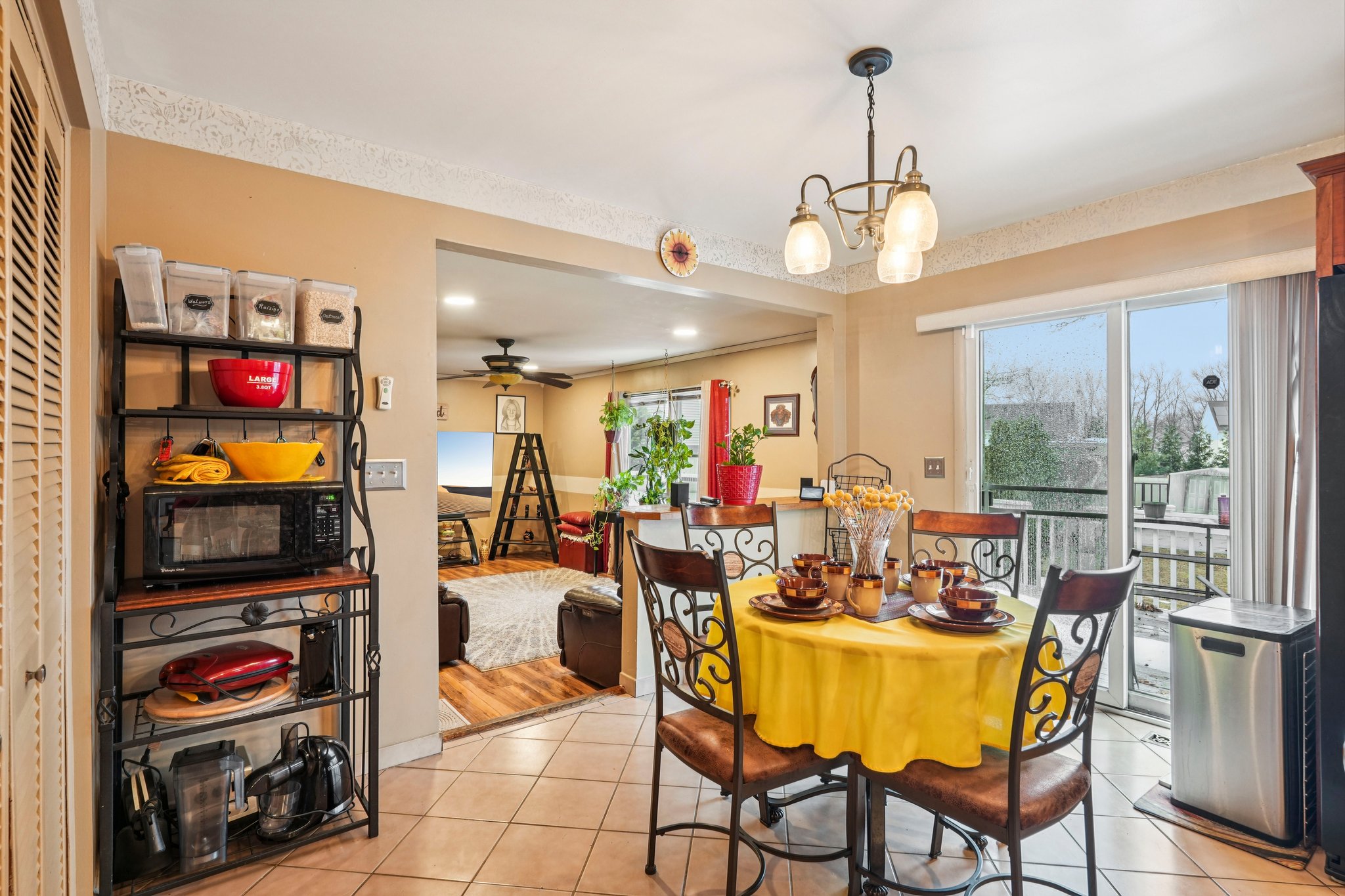 W Bangs Ave-S0603-033.jpg