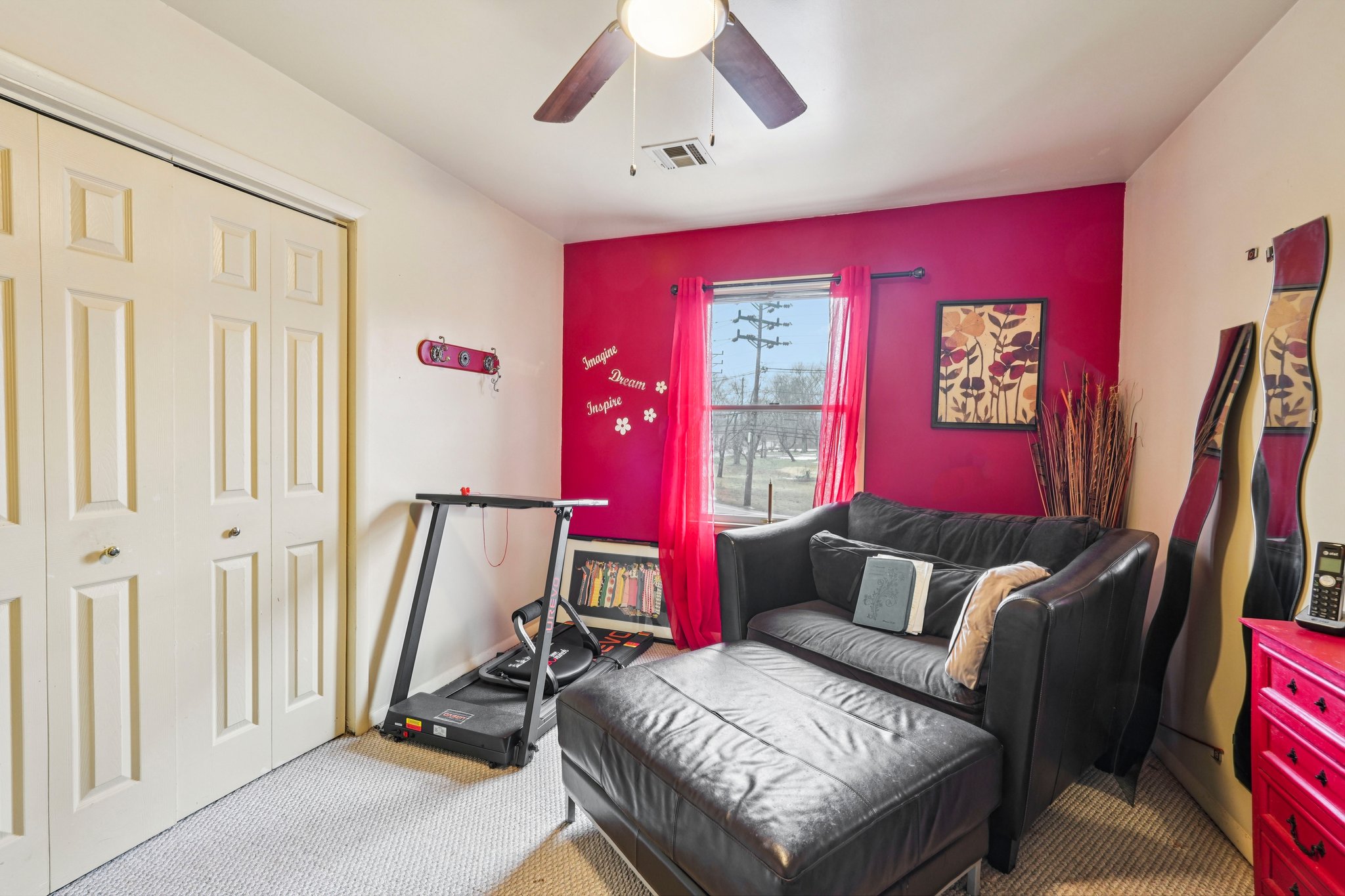 W Bangs Ave-S0603-059.jpg