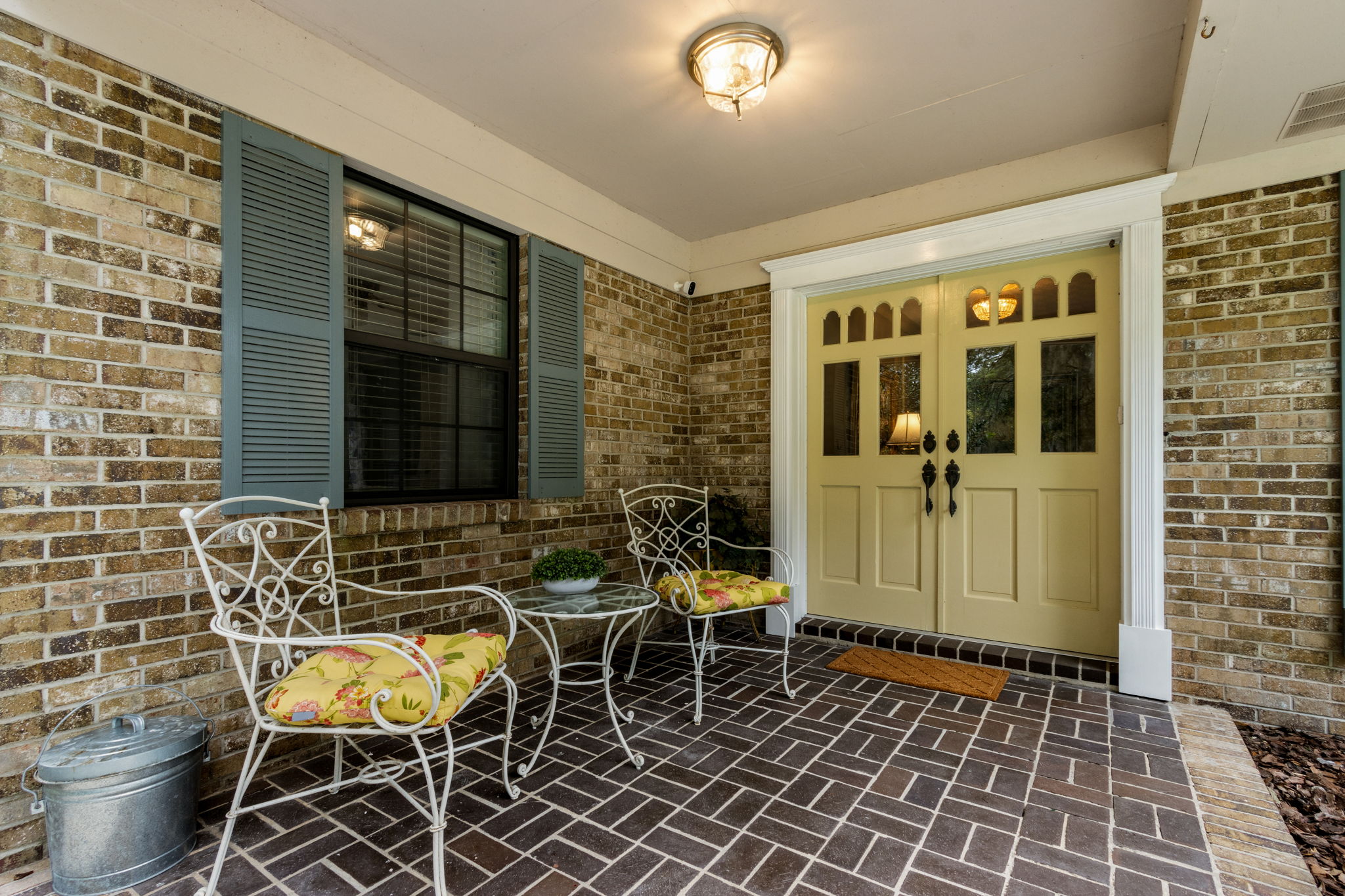 Covered Porch