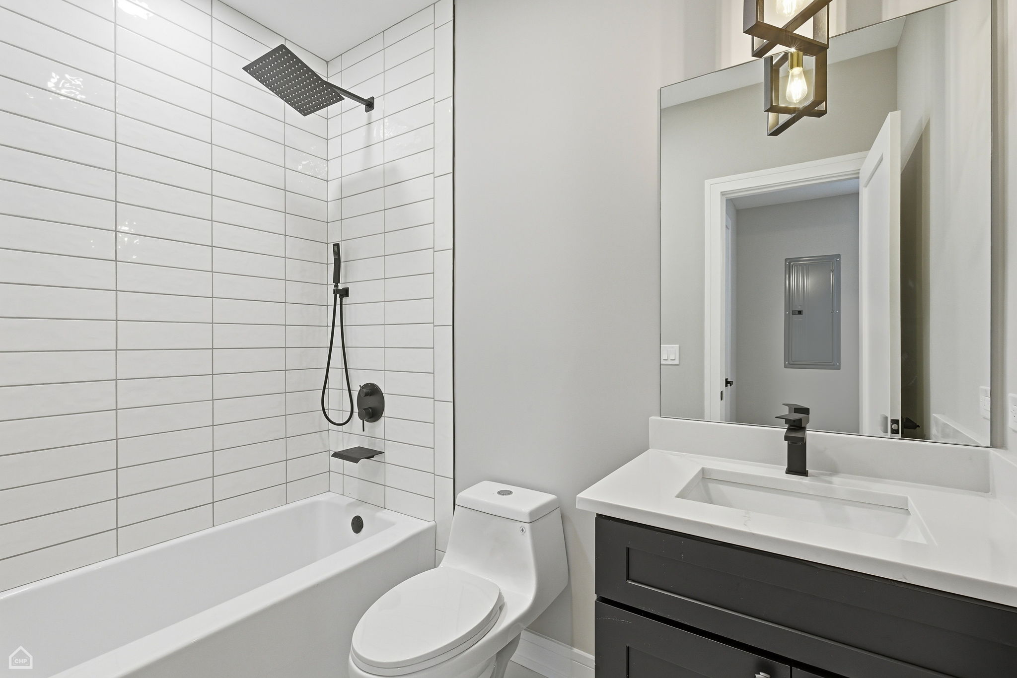 2724 Budd St - Karen Biazar_CHP2026_029