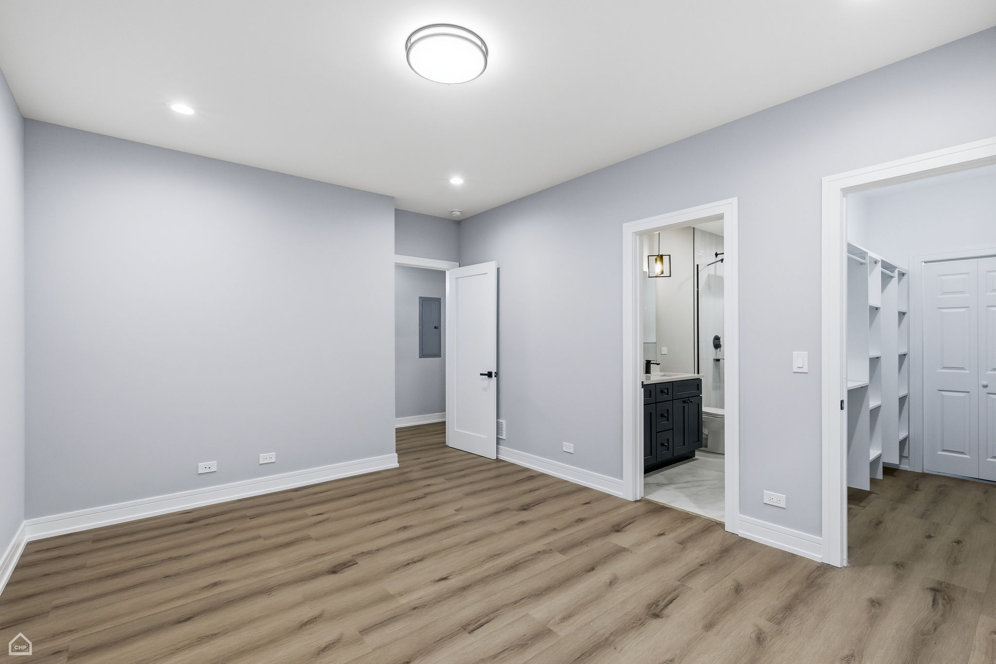 2724 Budd St - Karen Biazar_CHP2026_032