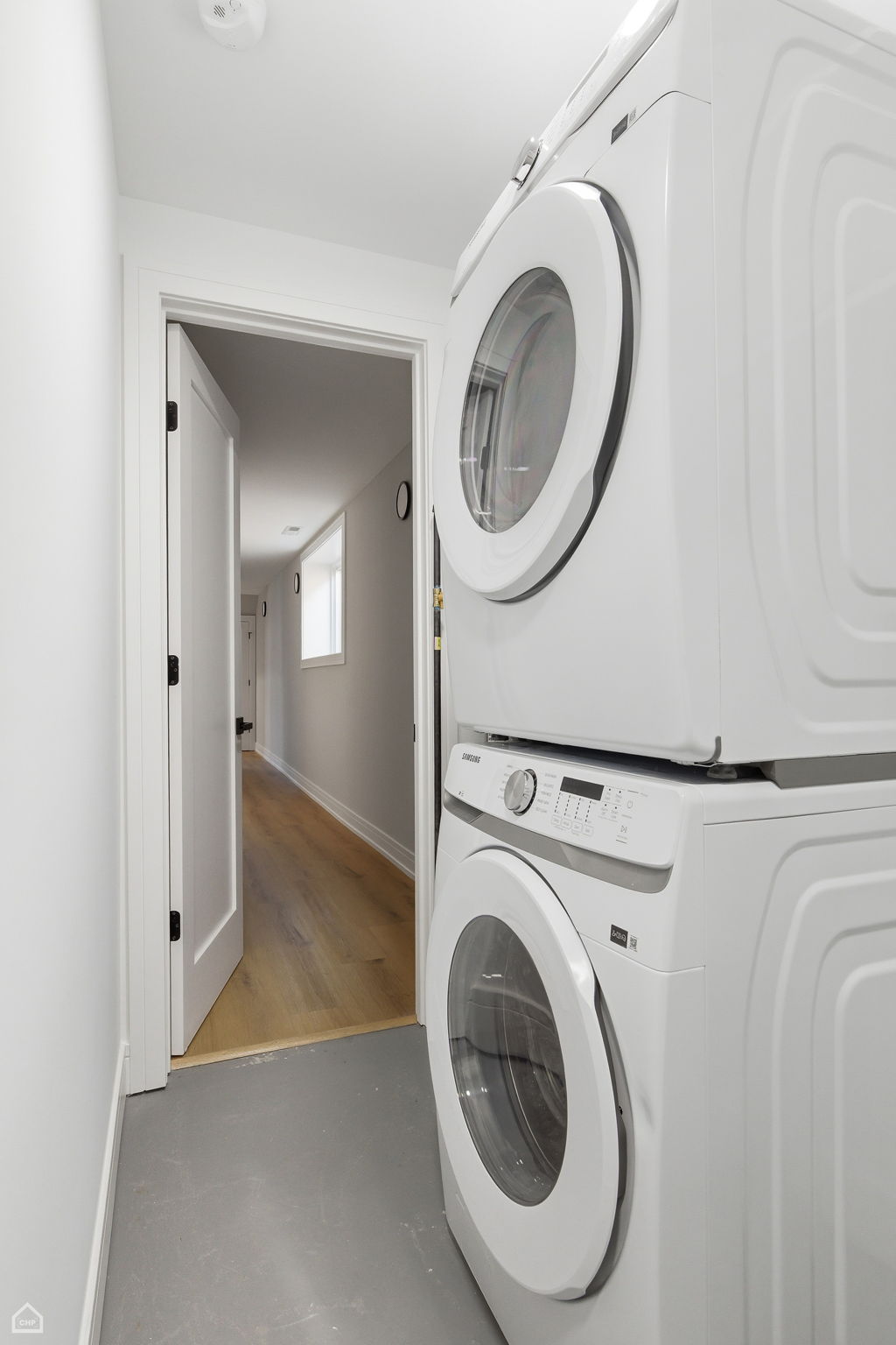 2724 Budd St - Karen Biazar_CHP2026_036