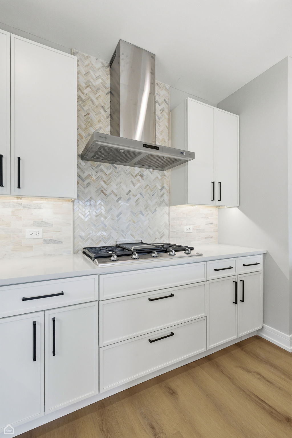 2724 Budd St - Karen Biazar_CHP2026_041