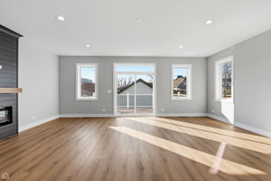 2724 Budd St - Karen Biazar_CHP2026_010