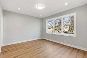 2724 Budd St - Karen Biazar_CHP2026_018