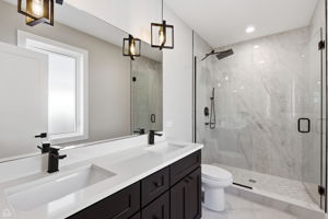 2724 Budd St - Karen Biazar_CHP2026_021