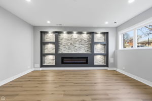 2724 Budd St - Karen Biazar_CHP2026_023