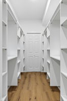 2724 Budd St - Karen Biazar_CHP2026_033