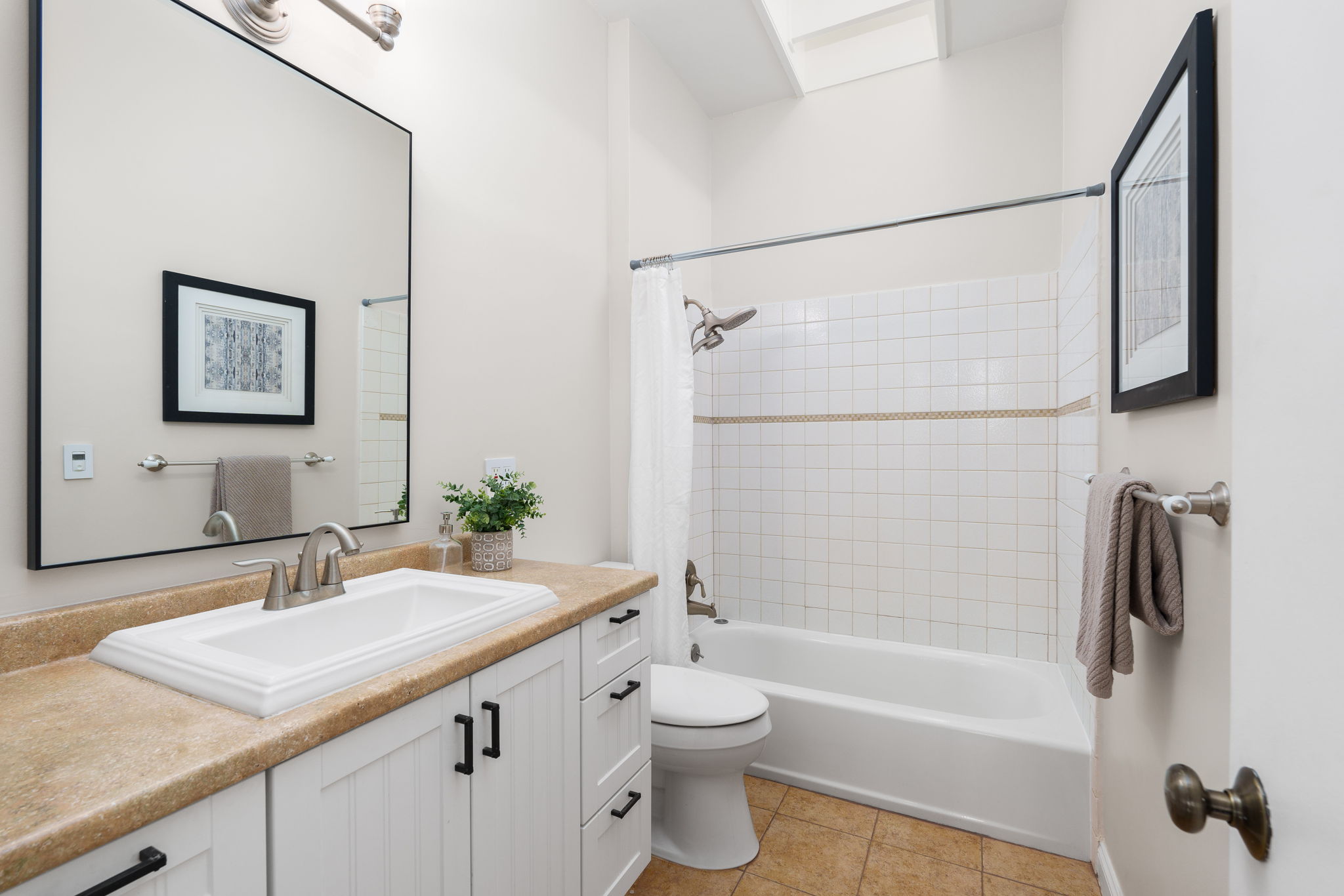 2724 Garber St B, Berkeley, CA 94705 Home Shots