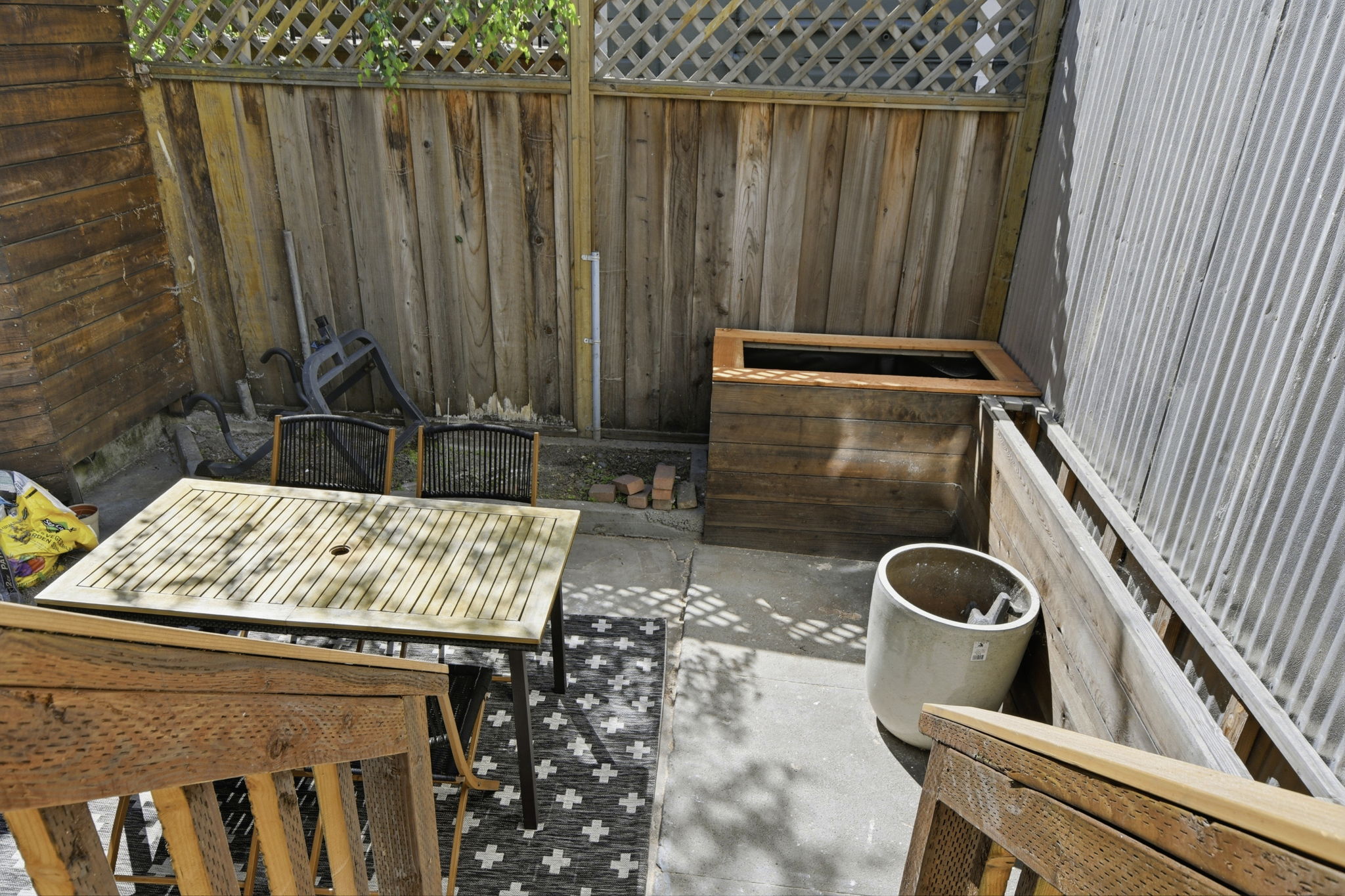  Photo 45