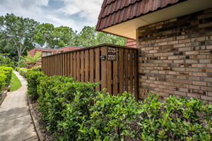Side Exterior Entry2
