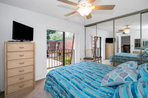 Upper Level Bedroom2a