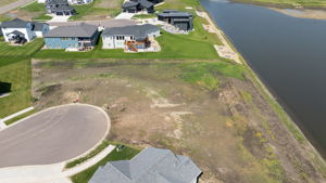  Photo 0