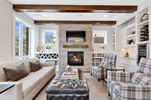 2725 N Wilton Ave 3_001