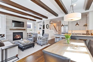2725 N Wilton Ave 3_006