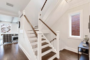 2725 N Wilton Ave 3_010