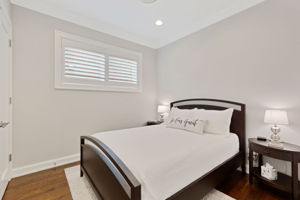 2725 N Wilton Ave 3_014