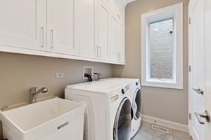 2725 N Wilton Ave 3_015