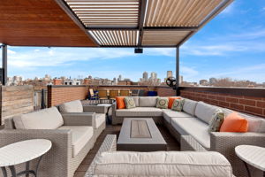 2725 N Wilton Ave 3_025