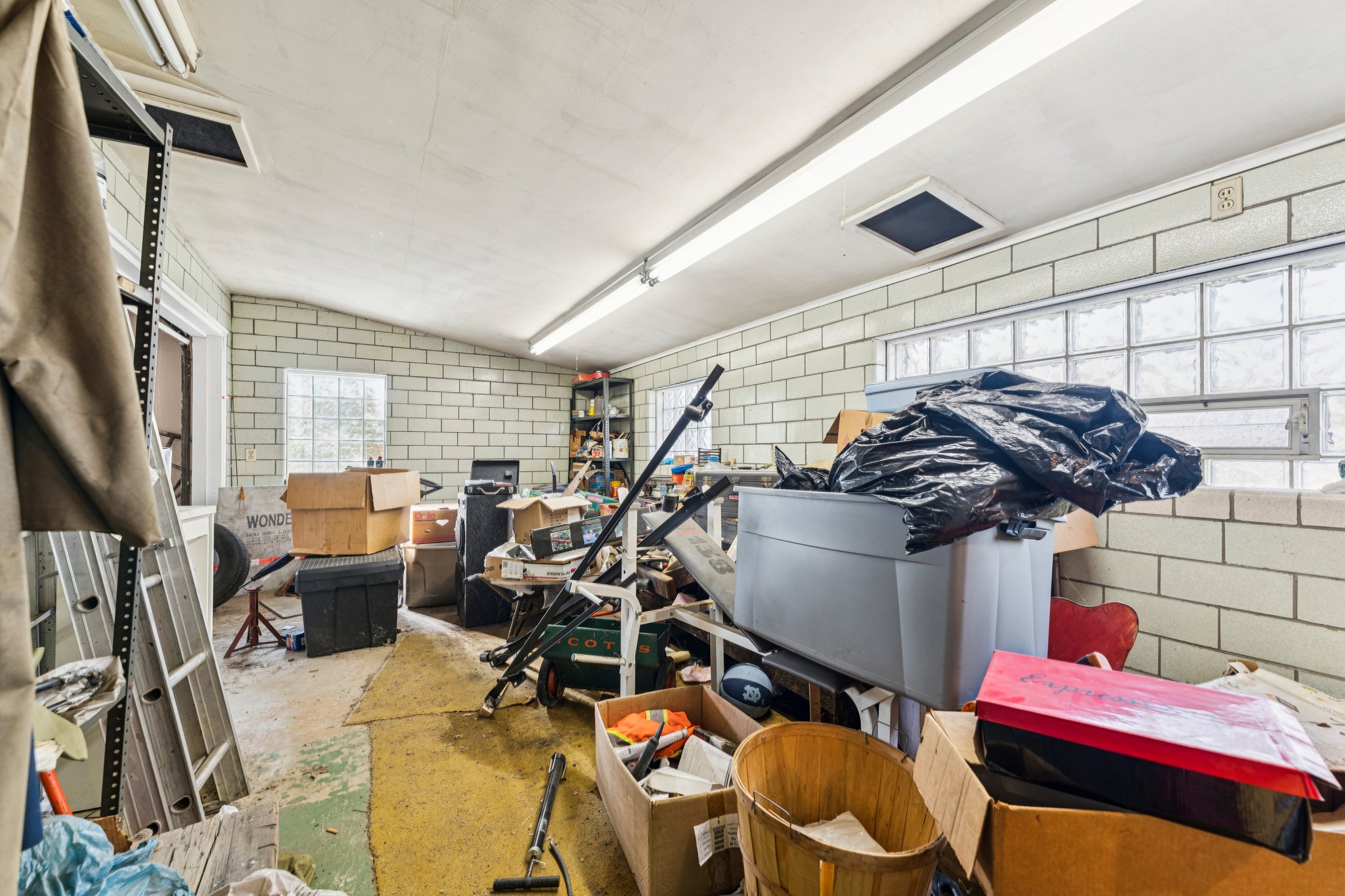 Beck St-S1104-033.jpg